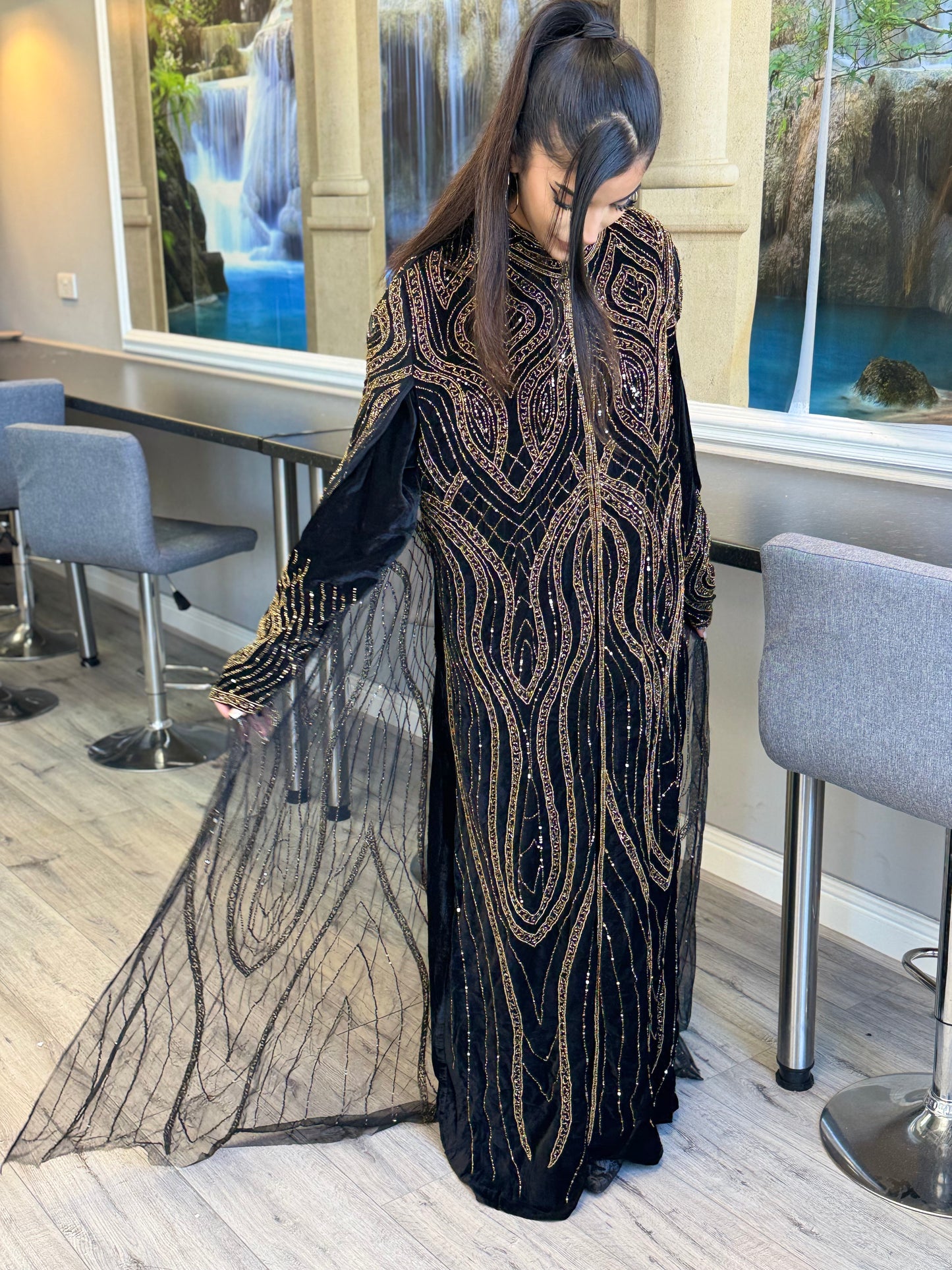 The Almirah Abaya Gold (velvet sleeves)