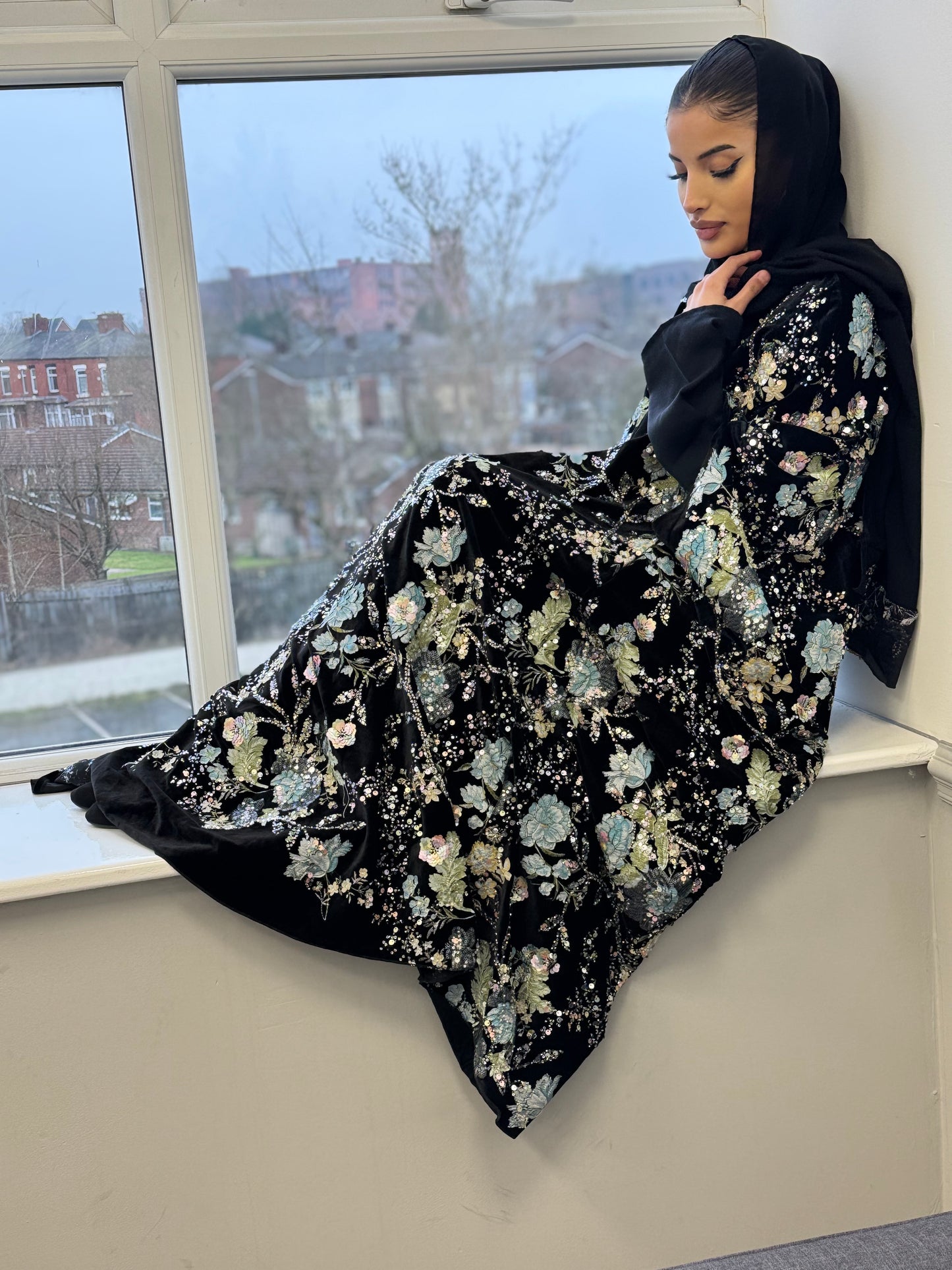 The Asma Abaya (Velvet)