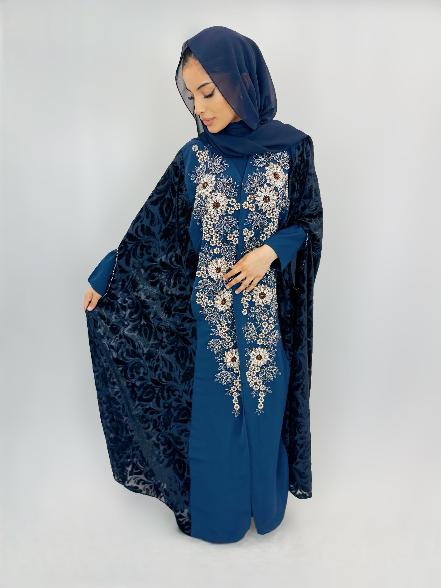 The Tamana Abaya