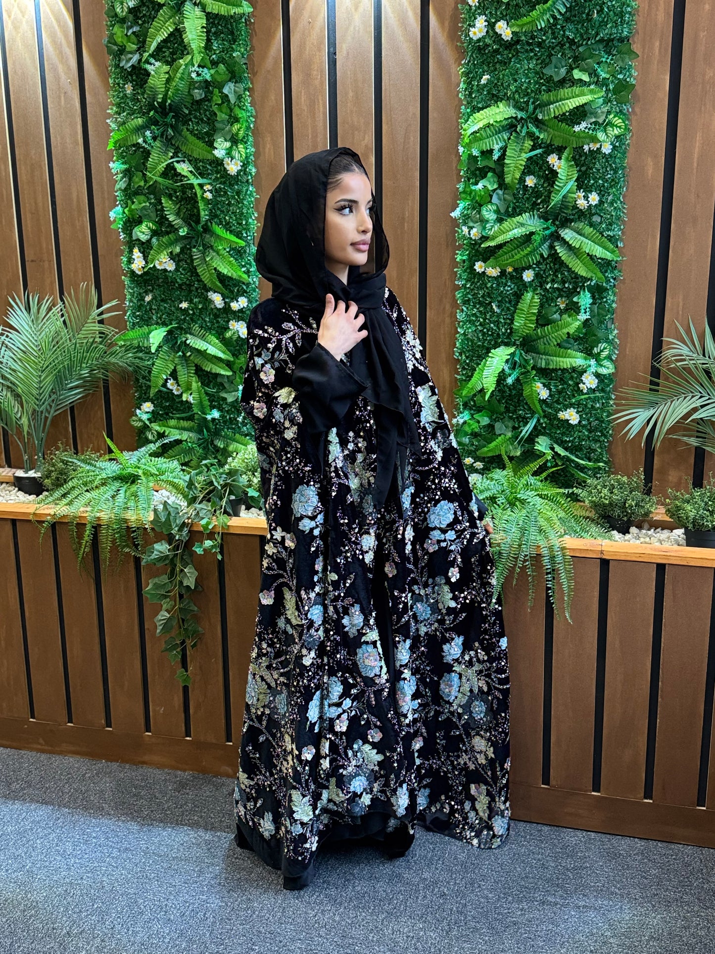 The Asma Abaya (Velvet)