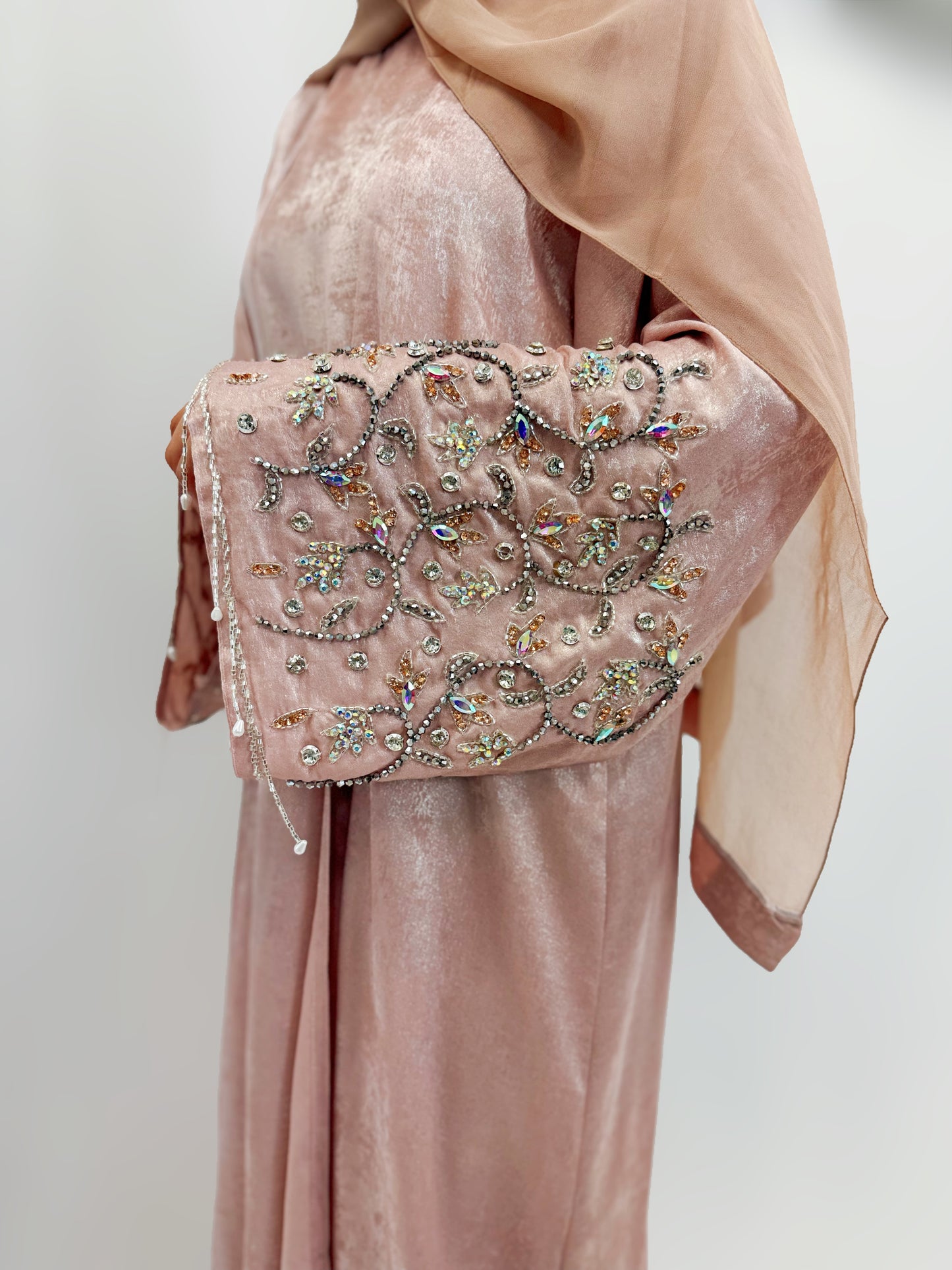 The Maha Abaya