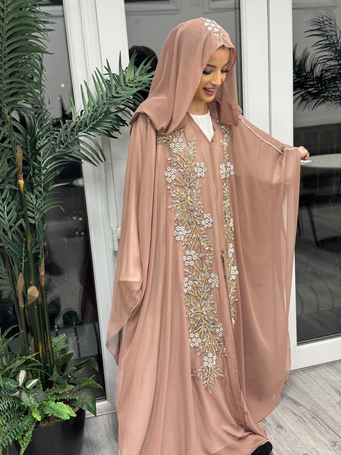 The Farah Abaya