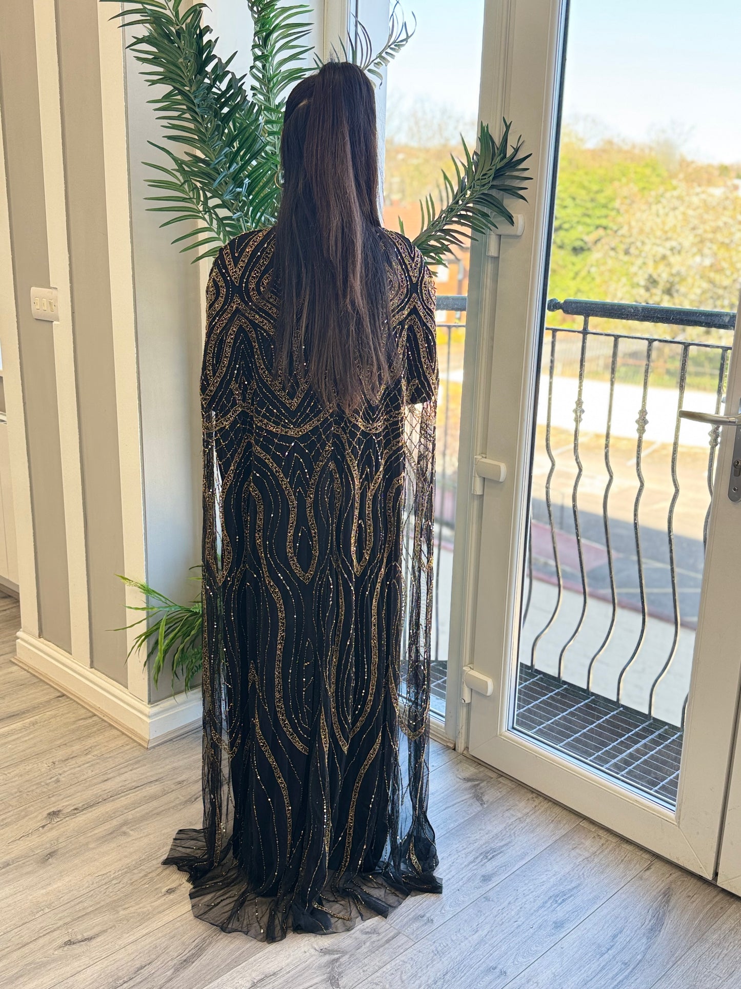 The Almirah Abaya Gold (velvet sleeves)