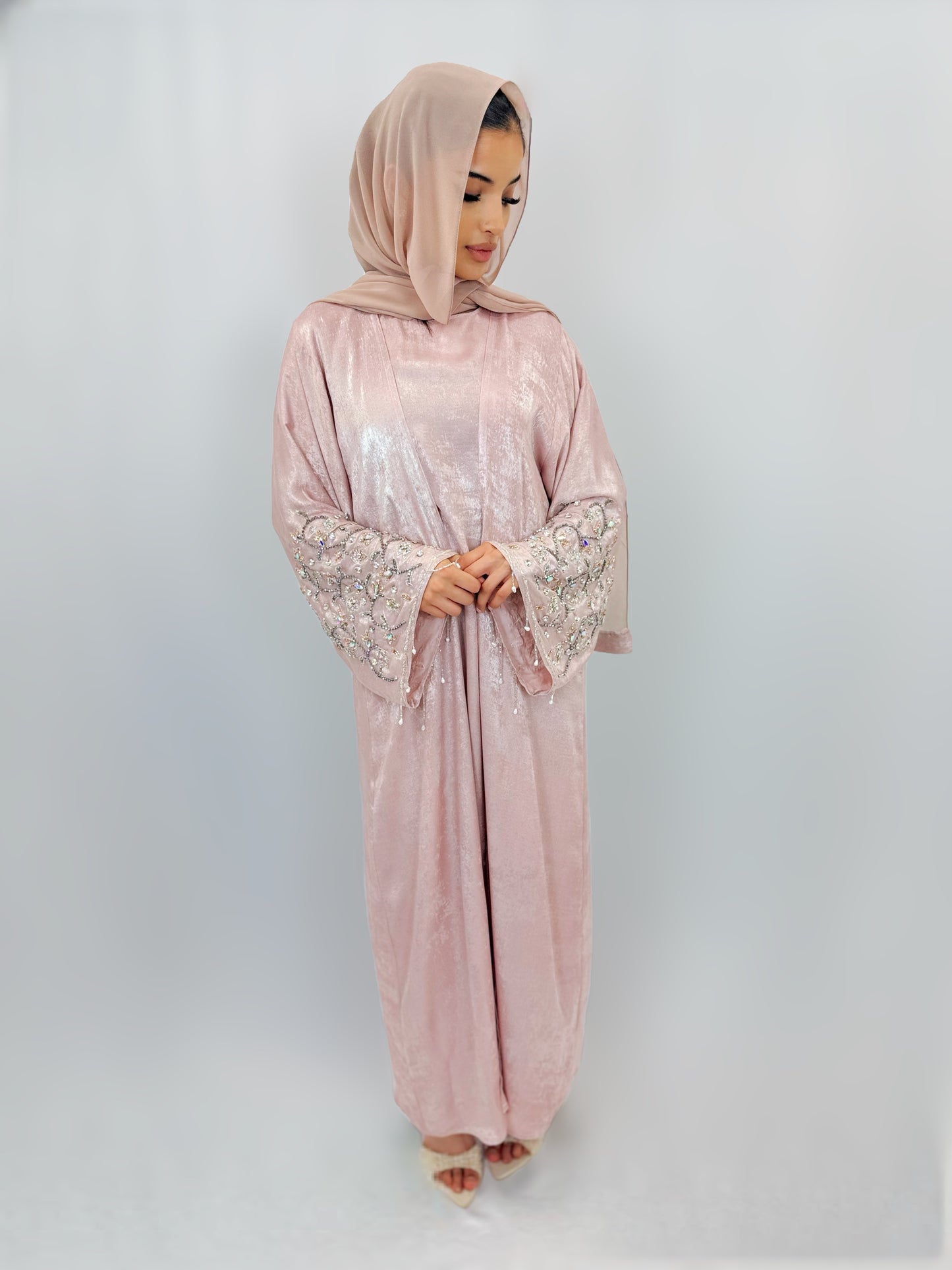 The Maha Abaya