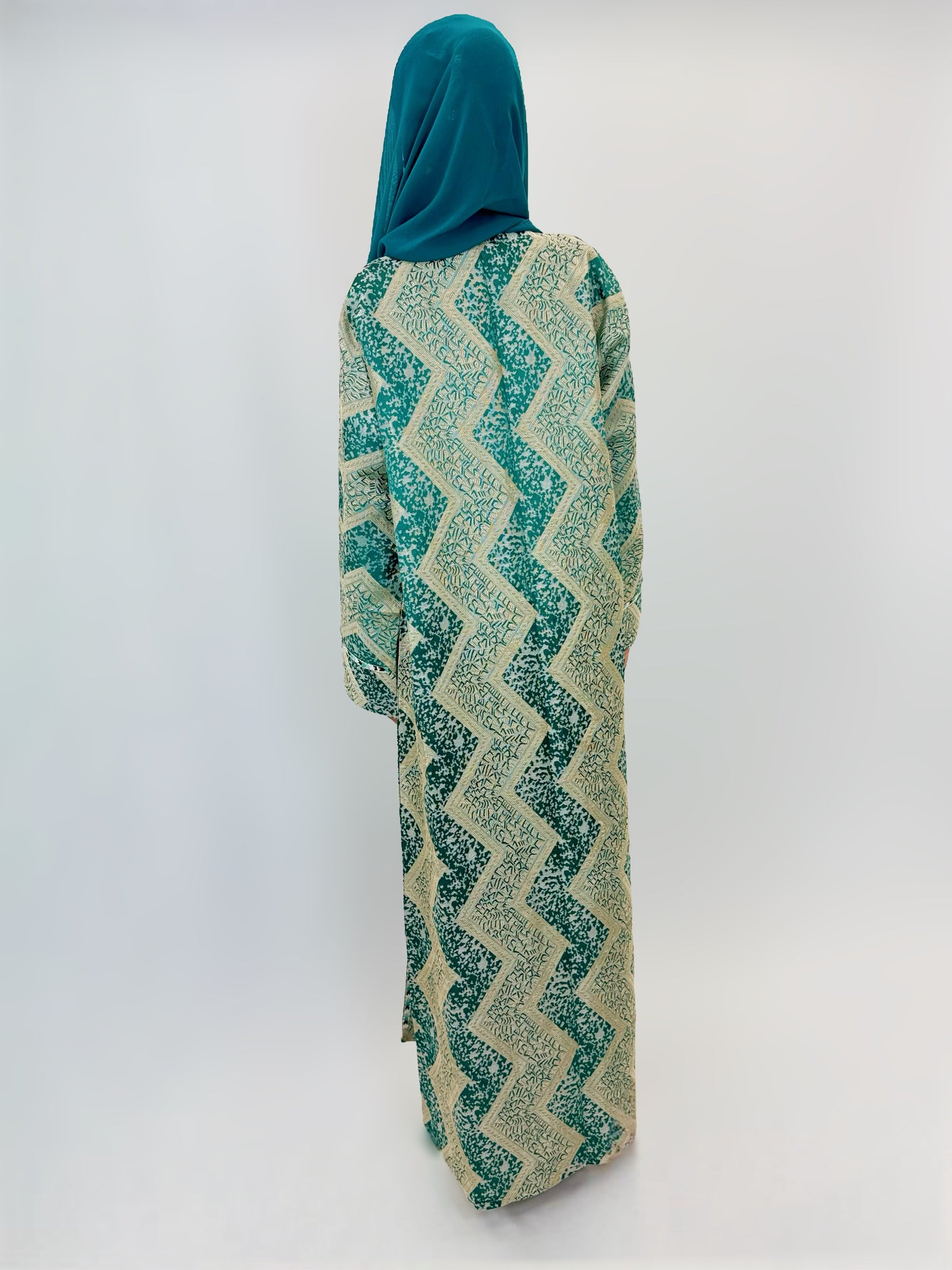 The Nila Abaya