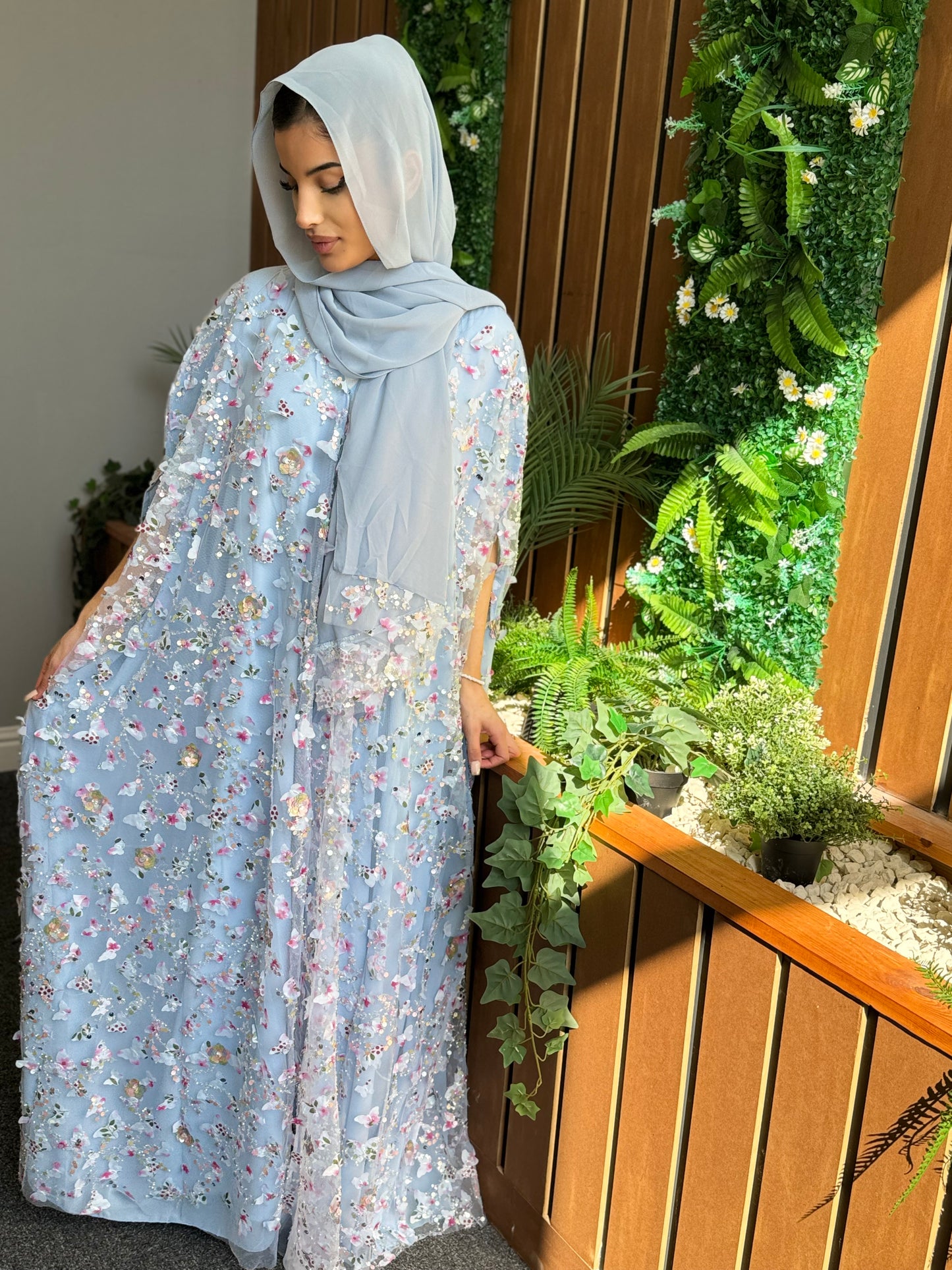 The Lilly Abaya