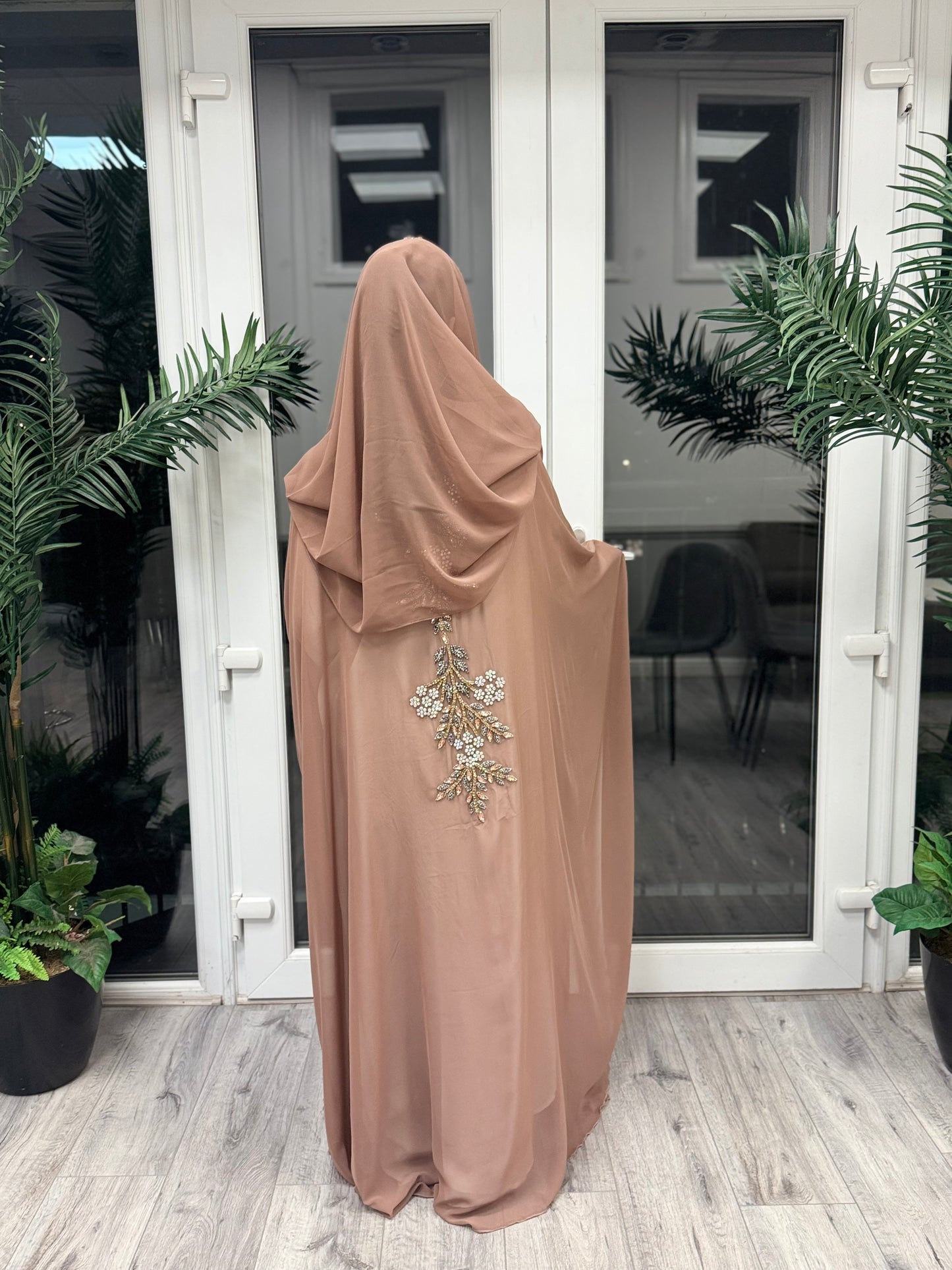 The Farah Abaya