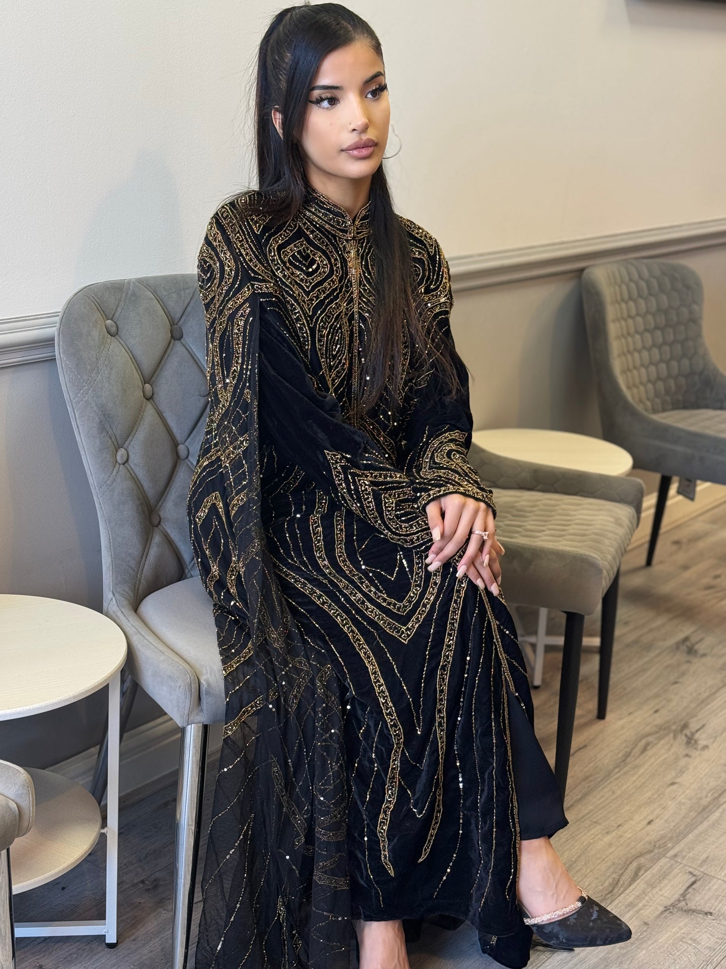 The Almirah Abaya Gold (velvet sleeves)