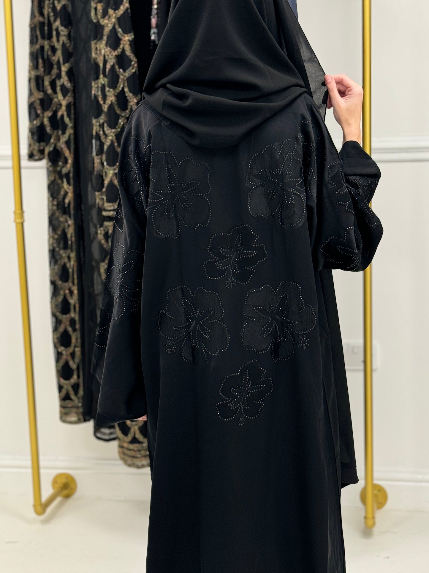 The Lola Abaya