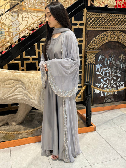 The Yamnah Abaya