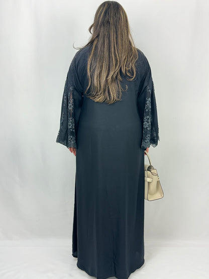 The khadeeja Abaya