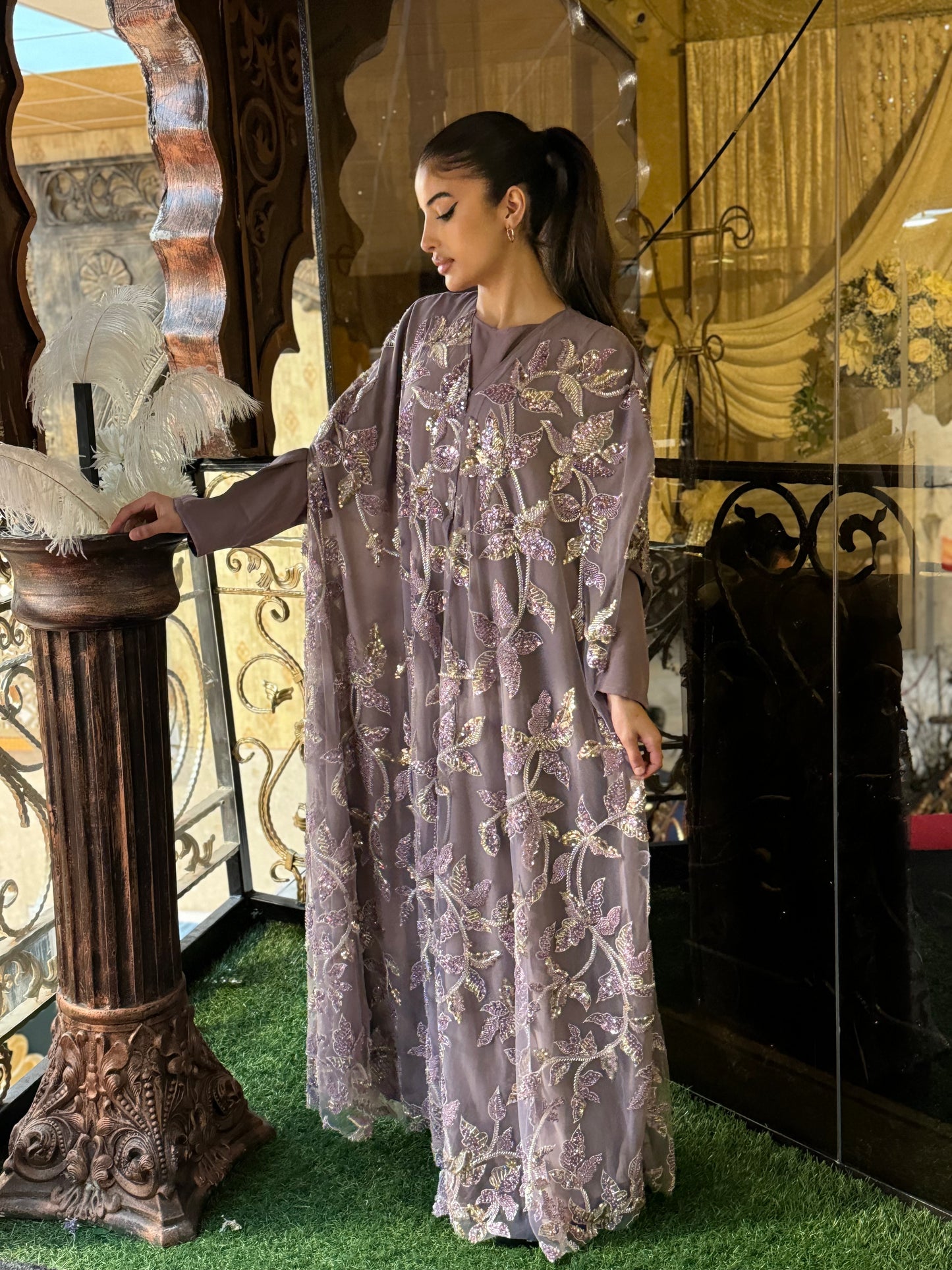 The Aroosa Abaya (Lilac)