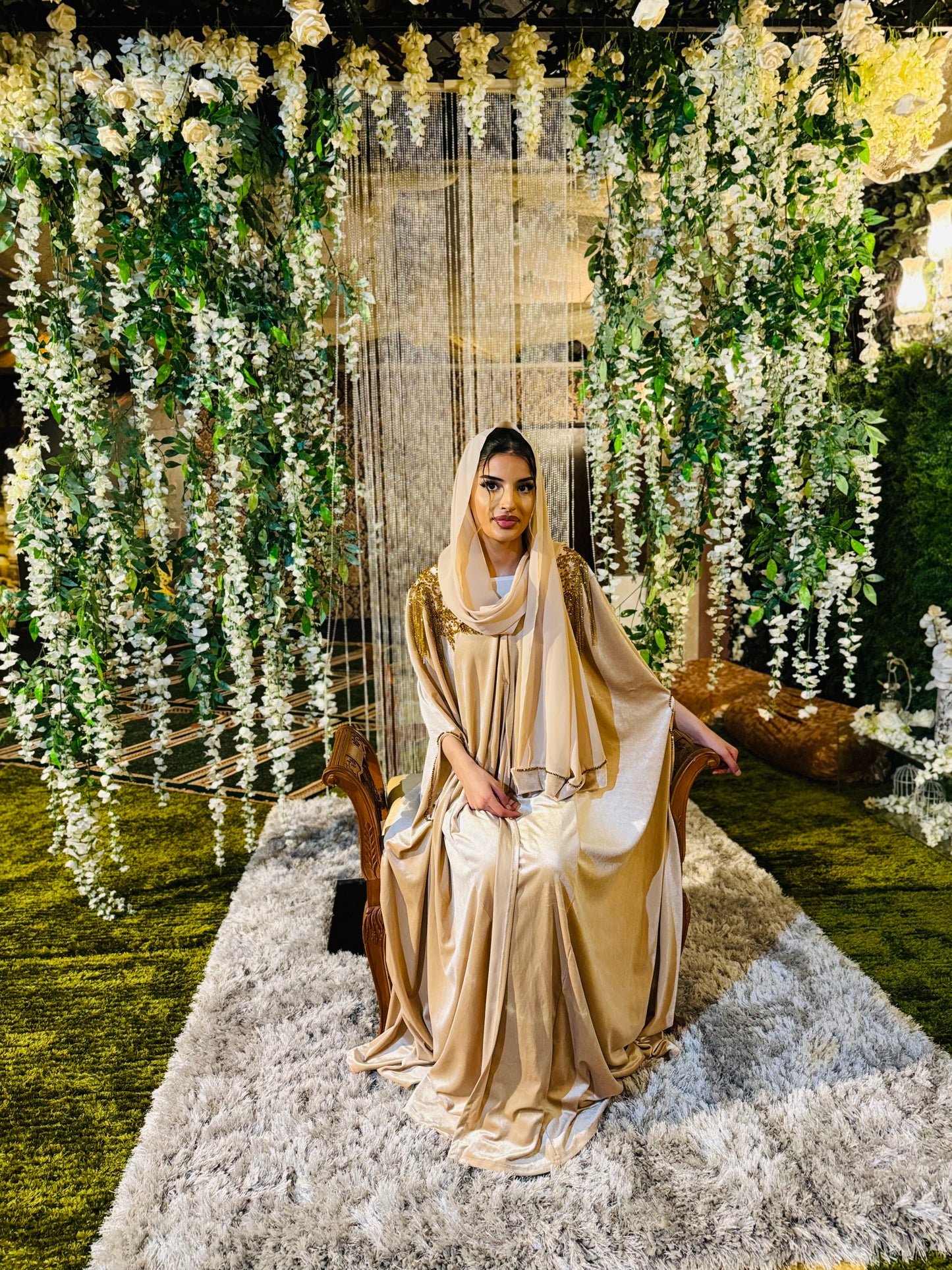 The Maira Abaya (Rose gold/Gold)