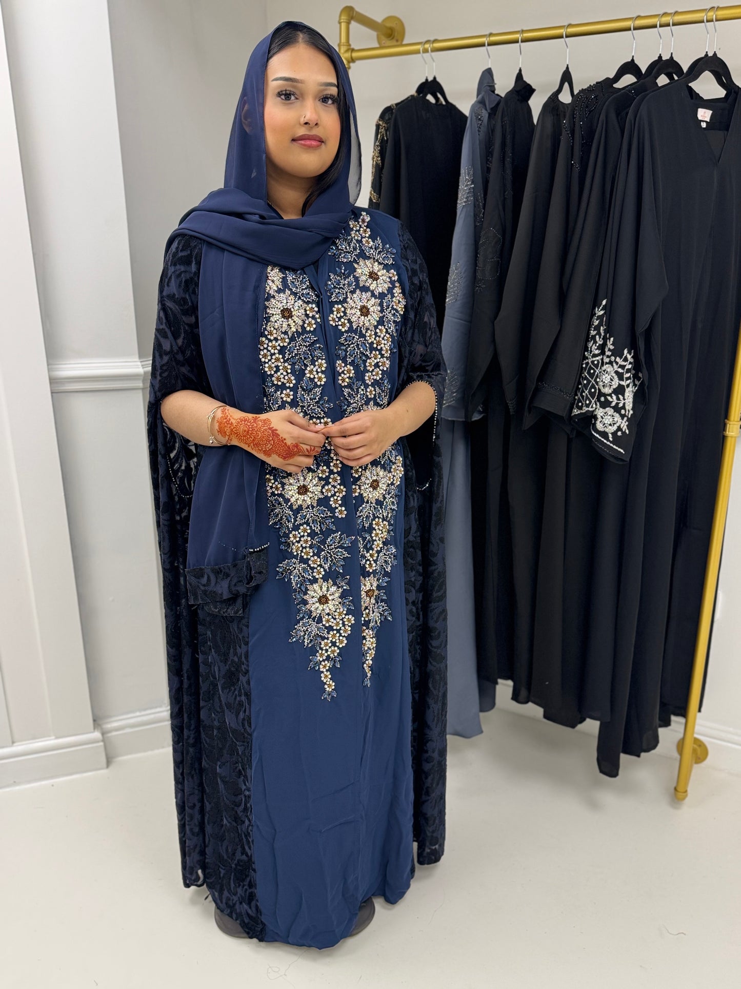 The Tamana Abaya