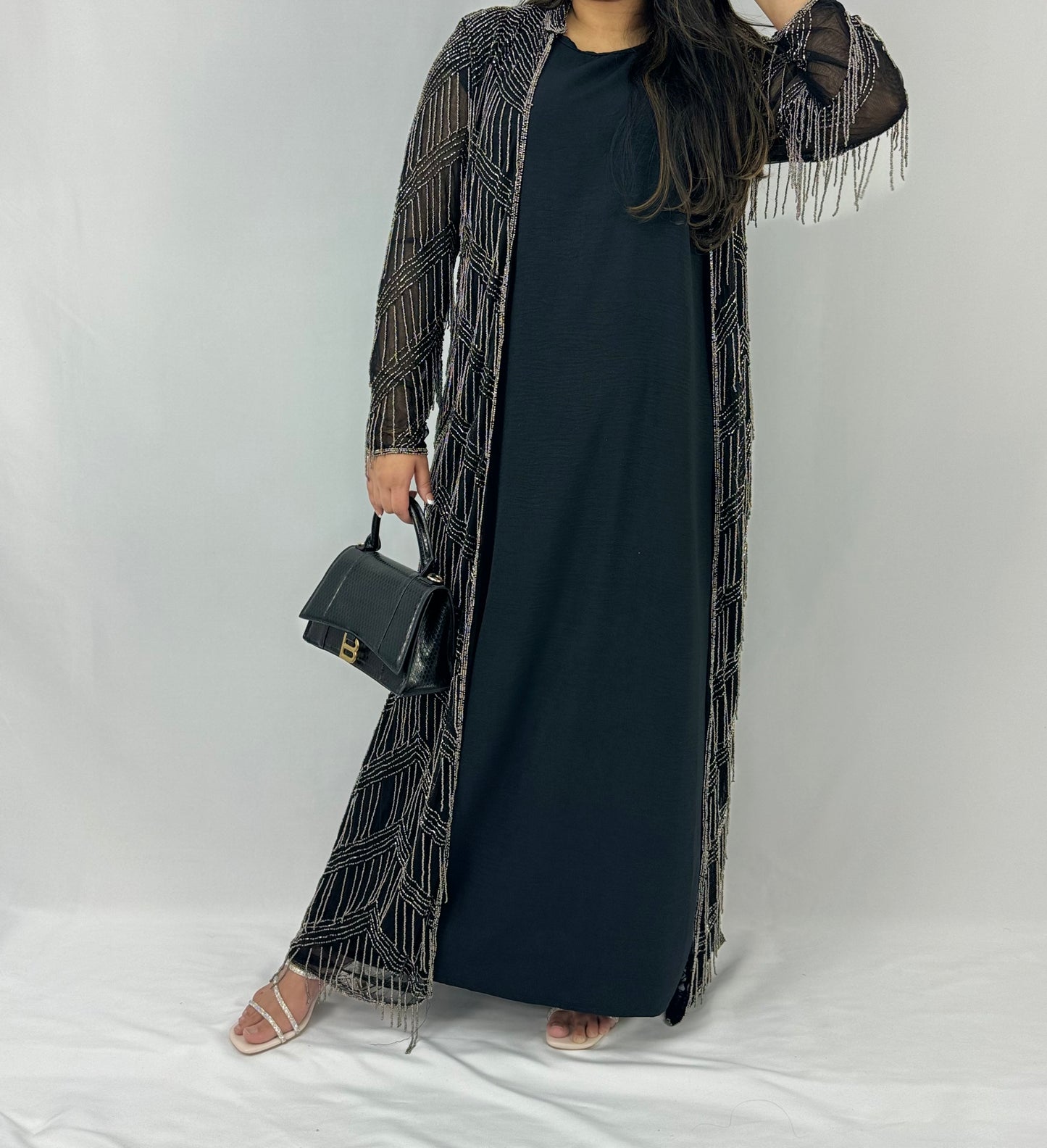 The Wajiha Abaya (black/silver)