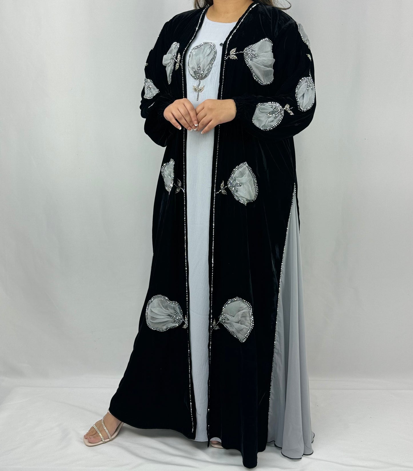 The Naila Abaya