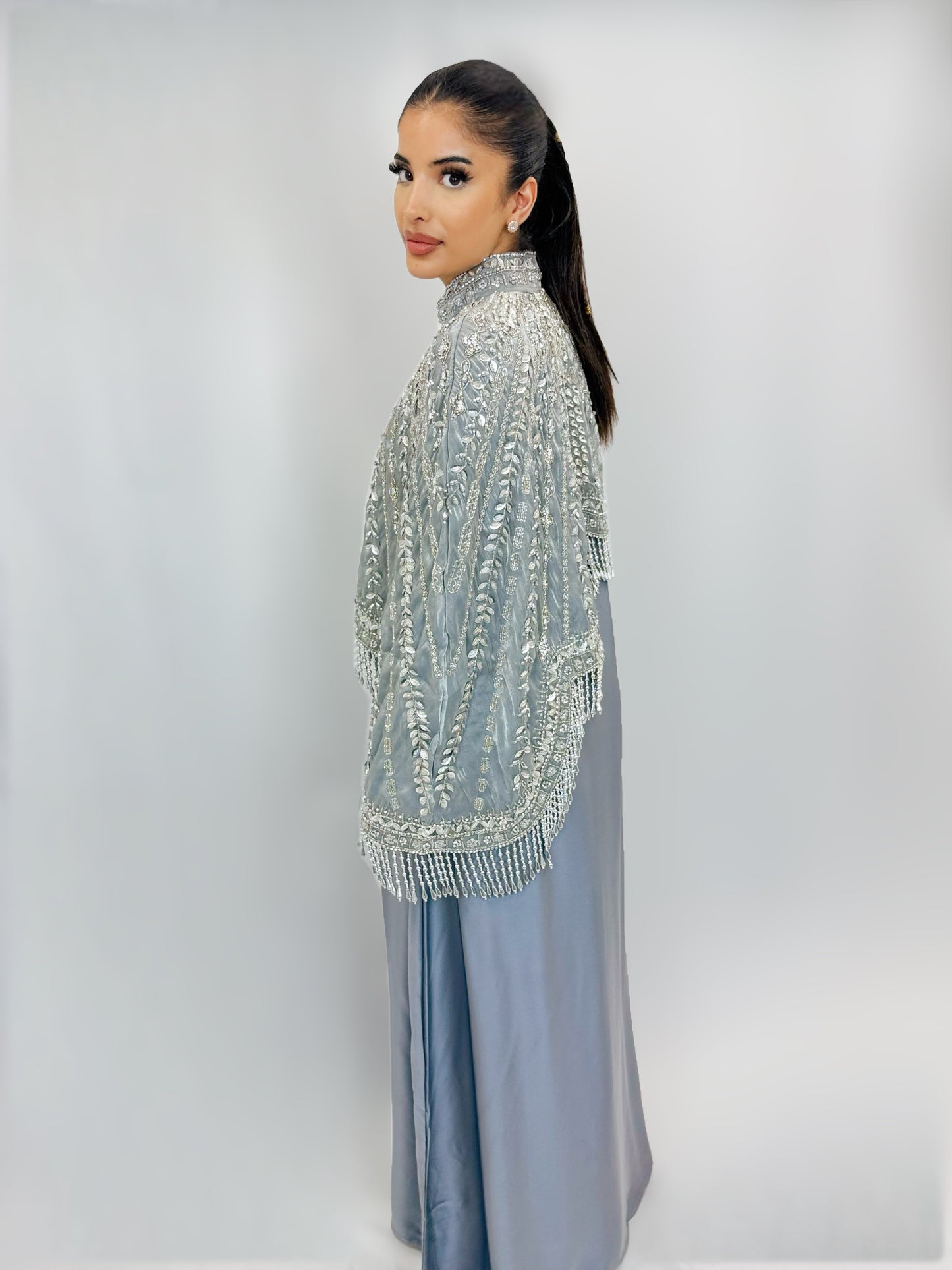 The Irha Cape (Grey)