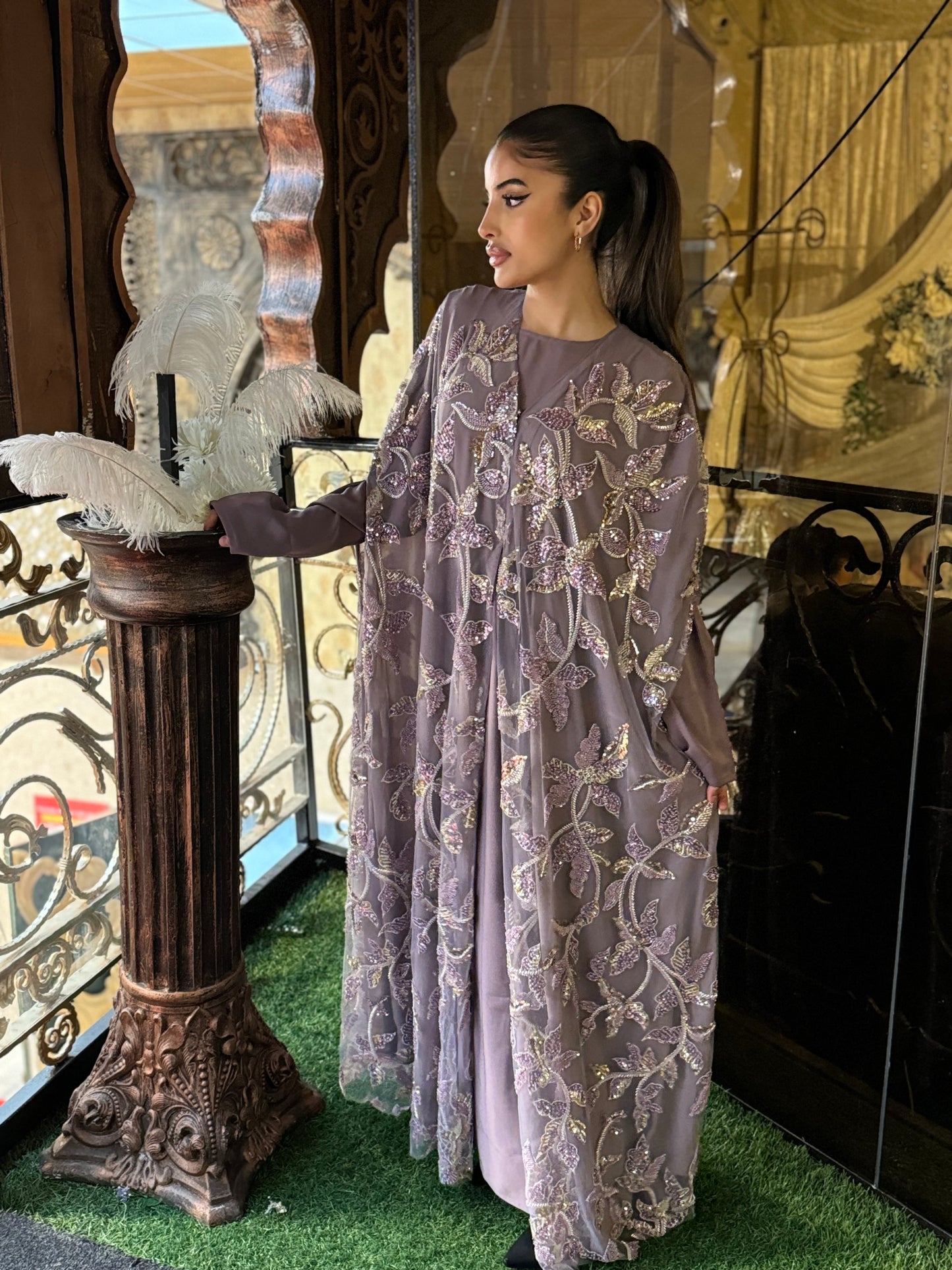 The Aroosa Abaya (Lilac)