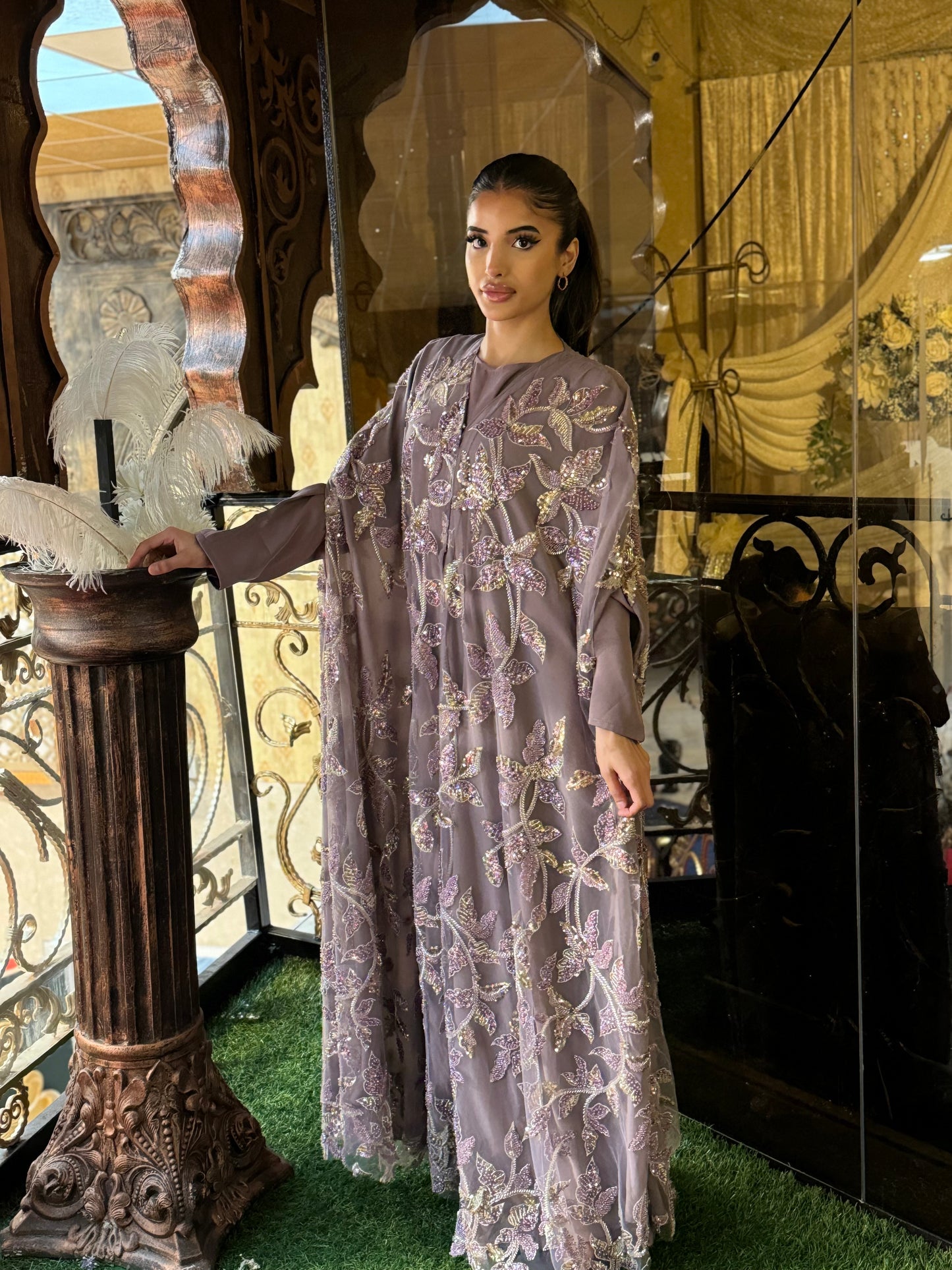 The Aroosa Abaya (Lilac)